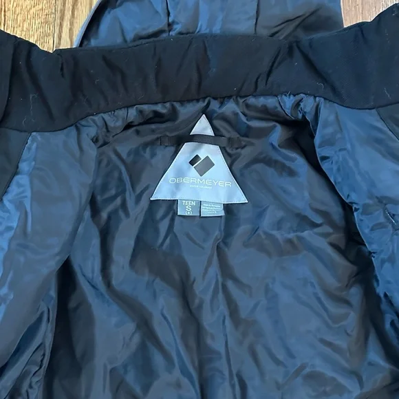 Obermeyer Kids Puffer Jacket in Black and Gray - Picture 4 of 5